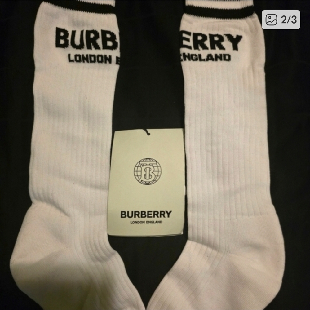 NWT-Aurhentic Burberry White Logo Crew Socks with Black Stripes - Picture 3 of 3